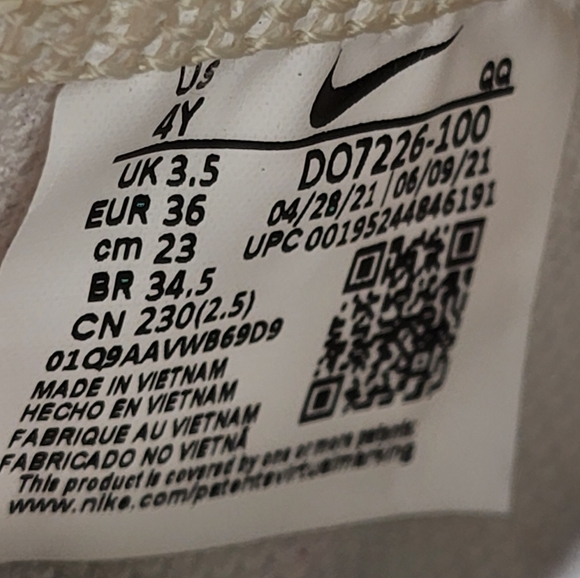 Nike Blazer Mid '77(GS) Premium Shoes Sail Coconut DO7226-100 Youth Size 4Y - Picture 11 of 11